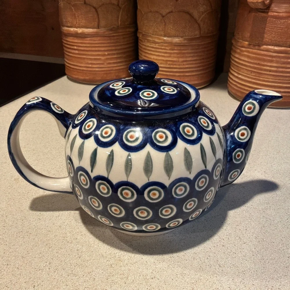 Boleslawiec Polish Pottery Teapot Peacock Eye Pattern Hand Made in Poland EUC